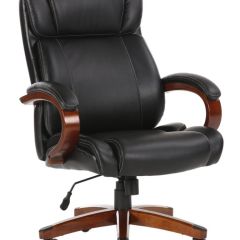 Кресло офисное BRABIX PREMIUM "Magnum EX-701" (дерево, рециклированная кожа, черное) 531827 в Верхней Пышме - verhnyaya-pyshma.mebel24.online | фото 1