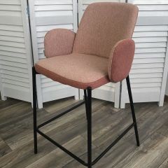 Полубарный стул NYX (H=65cm) VF109 розовый / VF110 брусничный М-City в Верхней Пышме - verhnyaya-pyshma.mebel24.online | фото 1