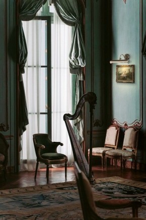 Подсветка для картины Maytoni Renoir PIC118-22-R в Верхней Пышме - verhnyaya-pyshma.mebel24.online | фото 2