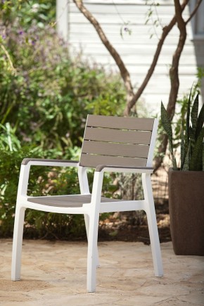 Стул c подлокотниками Гармония (Harmony armchair) белый-капучино в Верхней Пышме - verhnyaya-pyshma.mebel24.online | фото 1